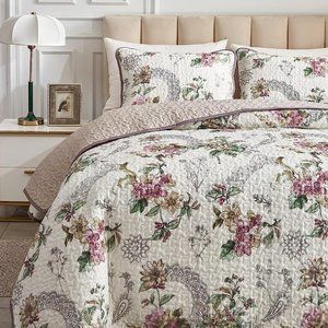 New Pink & Beige Floral 3-Piece 100% Polyester Quilt Set • Reversible • KING